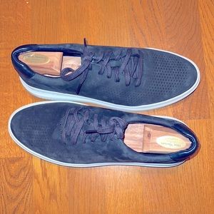 Men’s Casual Sneaker